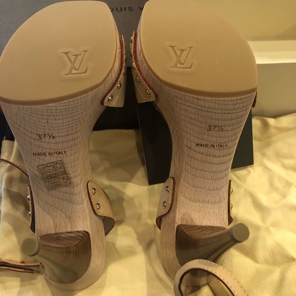 Louis Vuitton heels - Picture 4 of 5